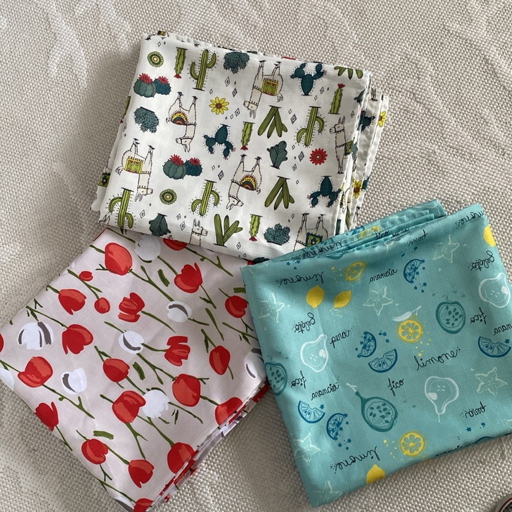 $18.00 Each Maison Simons large rectangular table cloths Tulips, Lemons! Llamas